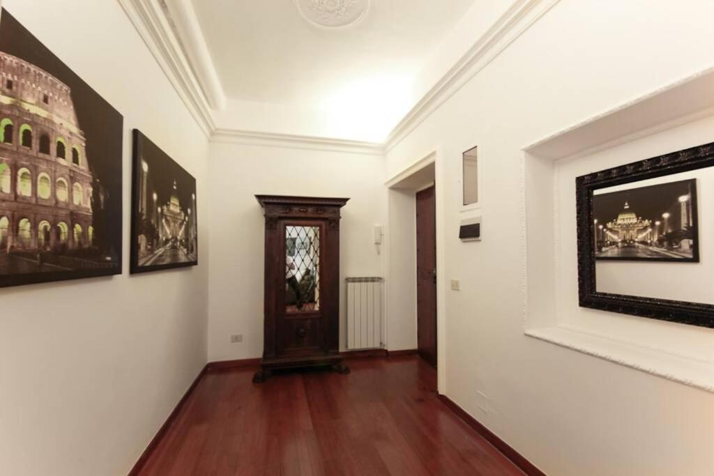 Banchi - Classic Apartment Between Navona And Campo Dei Fiori Rom Exteriör bild