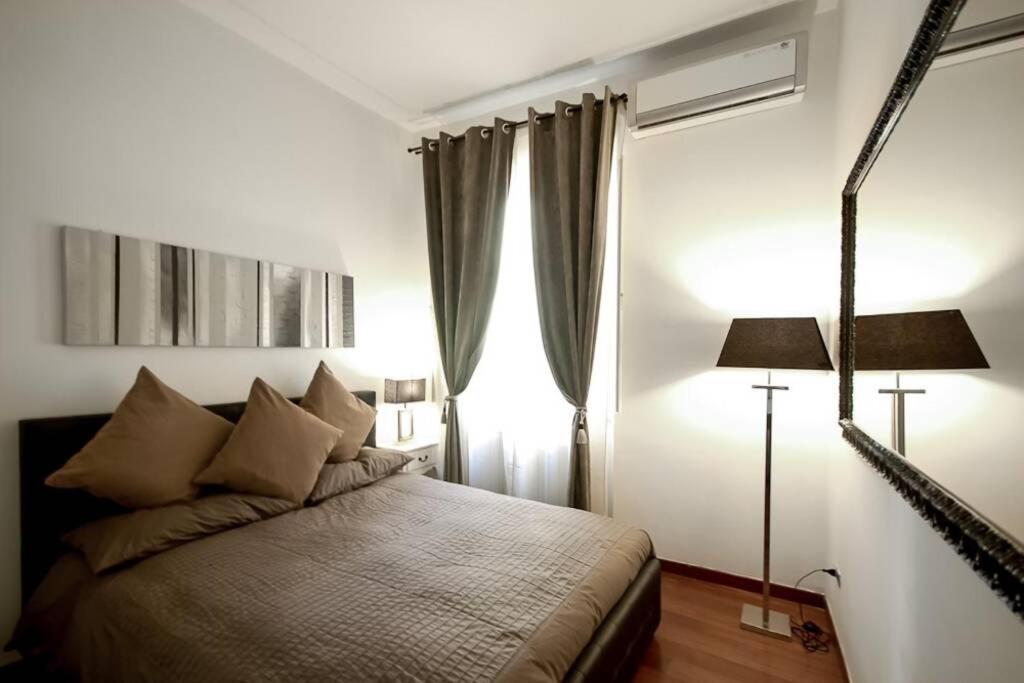 Banchi - Classic Apartment Between Navona And Campo Dei Fiori Rom Exteriör bild