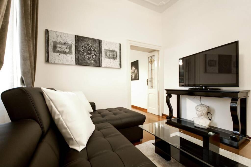 Banchi - Classic Apartment Between Navona And Campo Dei Fiori Rom Exteriör bild